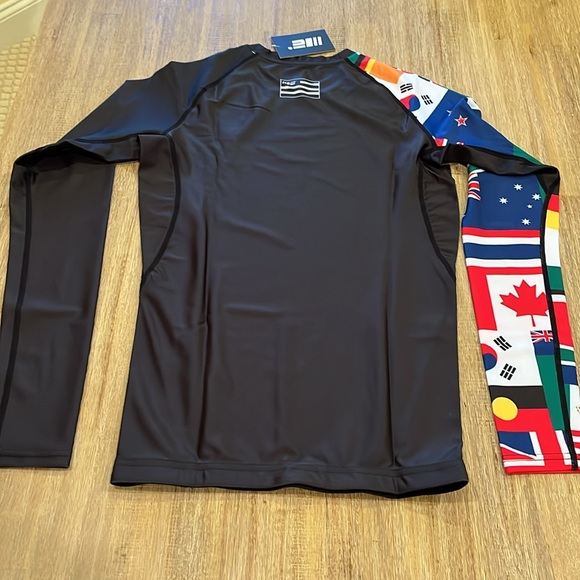 MMA Rash Guard Fight Gear - Picture 4 of 6